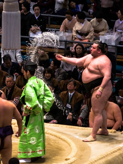 Tournoi de Sumo à Osaka, Japon.